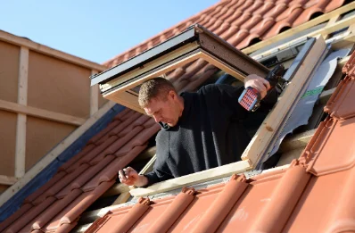 Pose de fenêtres de toit Velux à Climbach